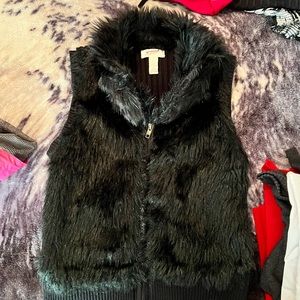 Black faux fur Vest